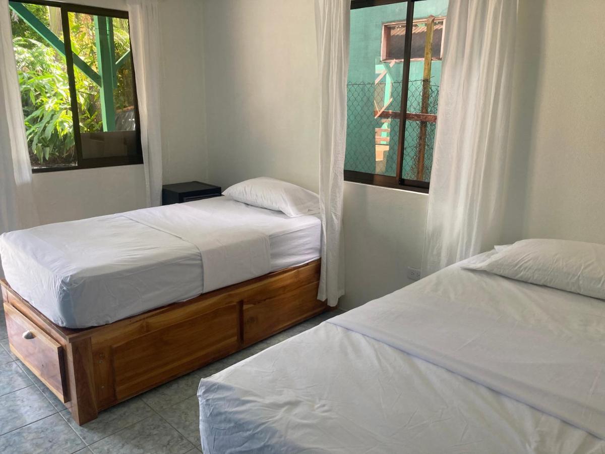 Hostel Esperanza Pavones  Extérieur photo